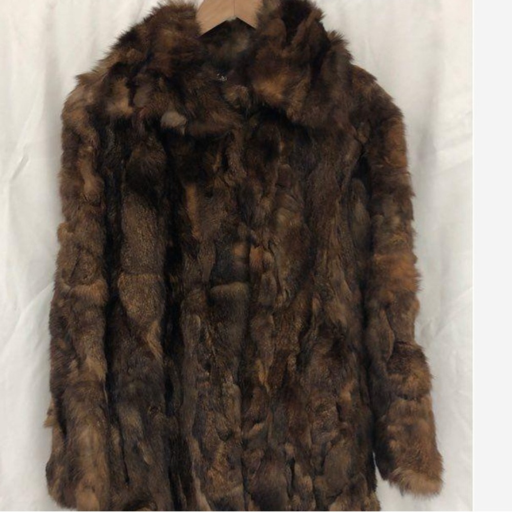 ⭐️Vintage Brown authentic mink fur coat brand new⭐️
furs by clyde